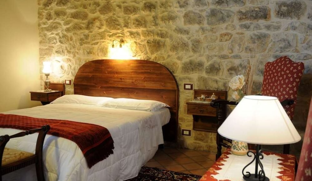 206475173ae903d4fc127f706e109f346b7c81d465fd71801605a4eebf4b83cb