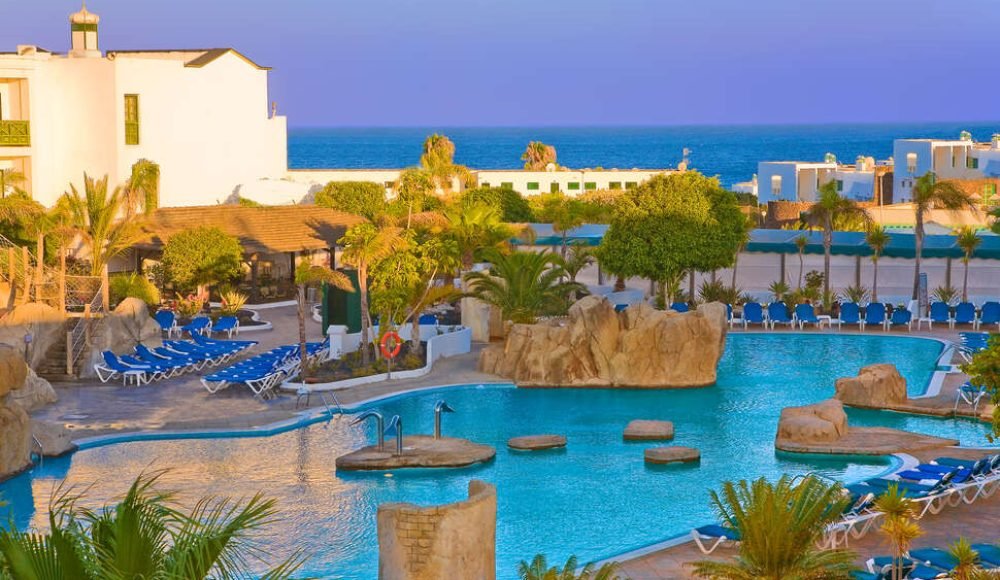 2c77a6f46b78676e4334910dfa4be40909f5343dd83bf0edd9466f3744deb44d