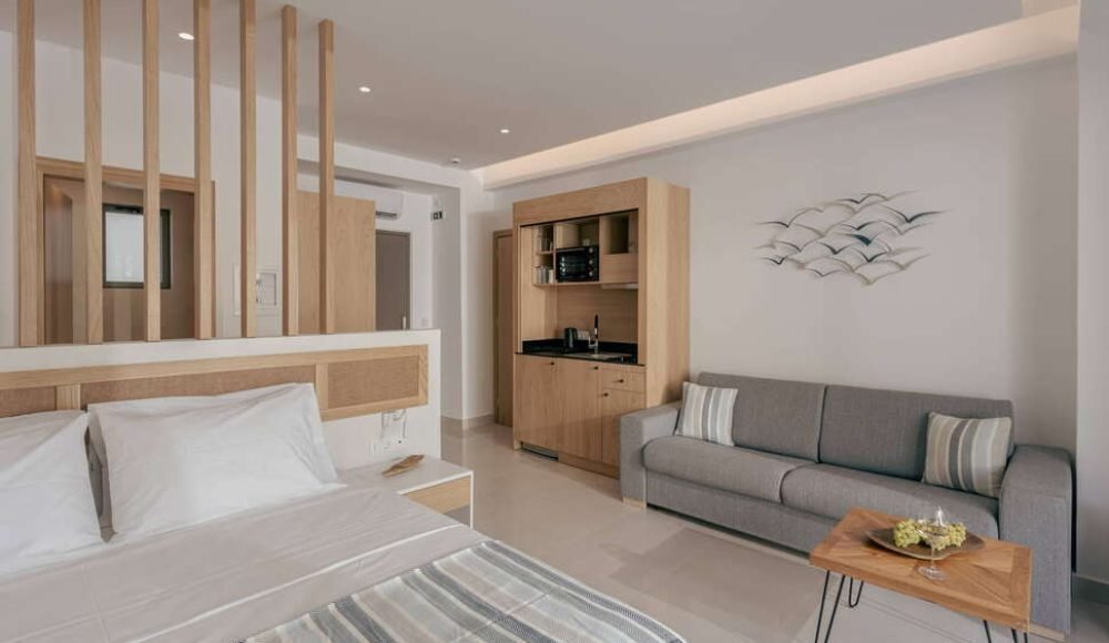 3c8f654d8a0f728a0ac04927efe9b2e791d5d3b972eecf383eaf9ca6e3d79a93