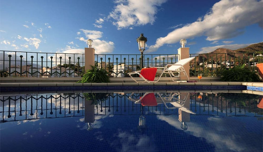 401d43321f4c607ded055f5d6e6383a242a447dcdaf3e226506d7fc9332d3825