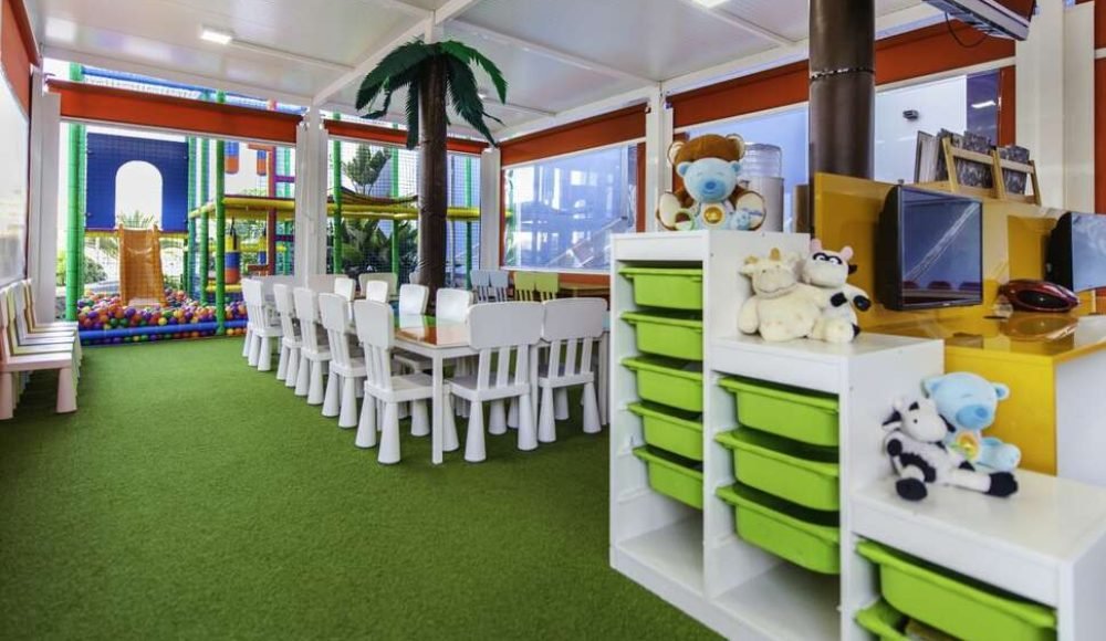 984ee02831968c876da69abd1f3637e16609cf1afa92688ada3ac78cdcc19831