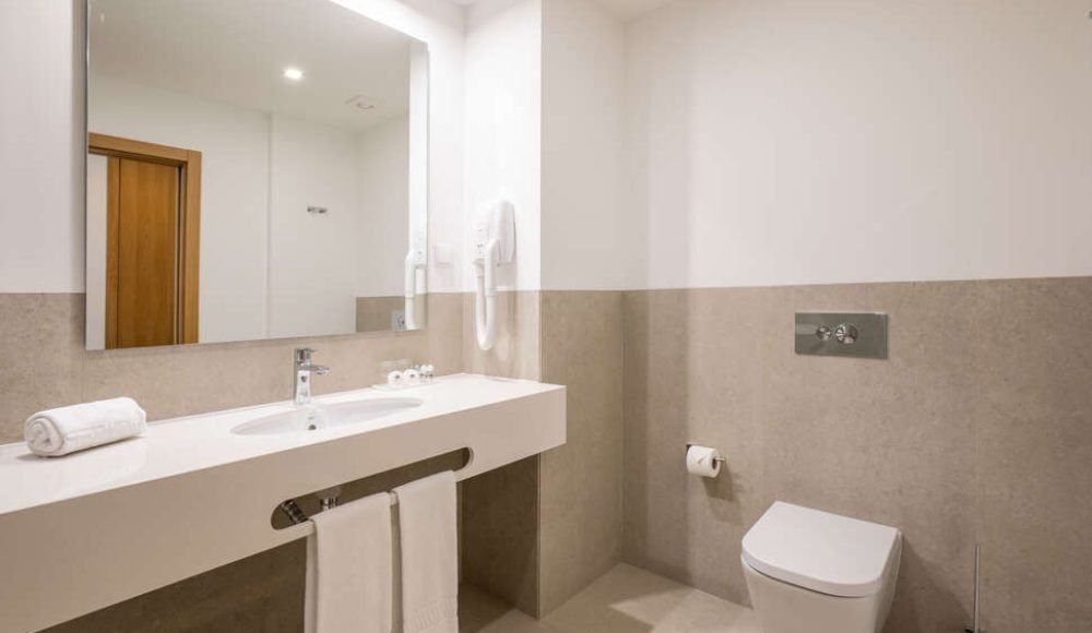 a96bea469cb98e093830b62028a96e1afa5bd30f1b2724633f3d8e4628888702