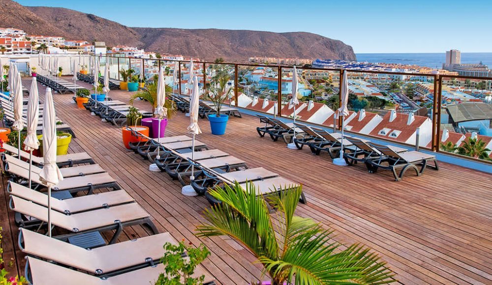 f2bee952bf0cdc22ba589a6253d70af579503e45b05bf348933763f6bc372d14