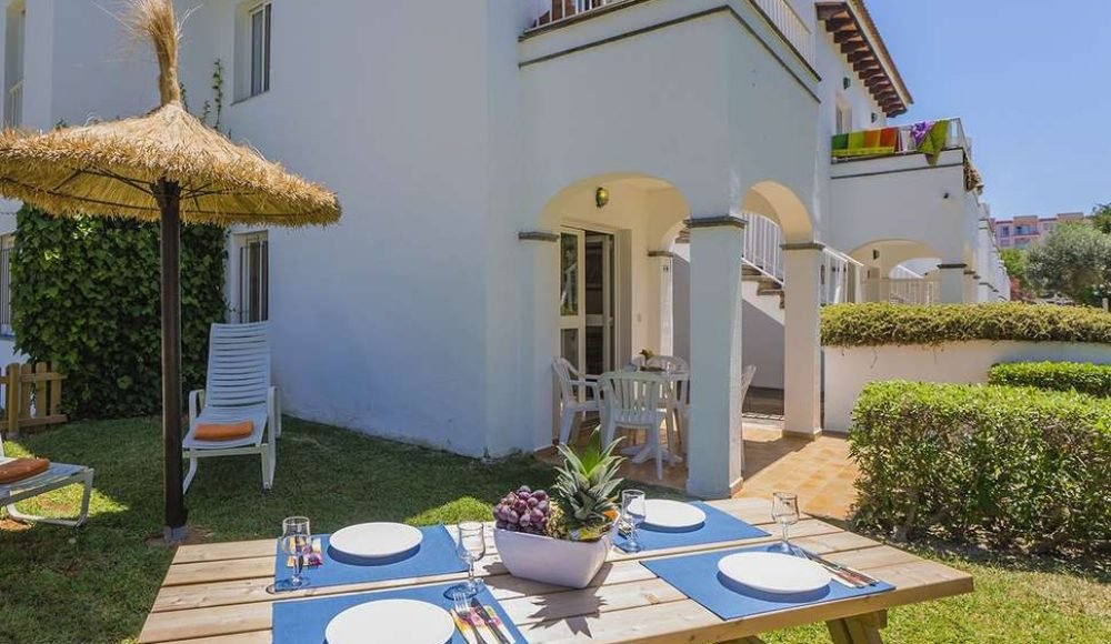 f2f08930327ff61b2adc03e557b3904f0c8348fc2707cdb70b397c4fc06605e2