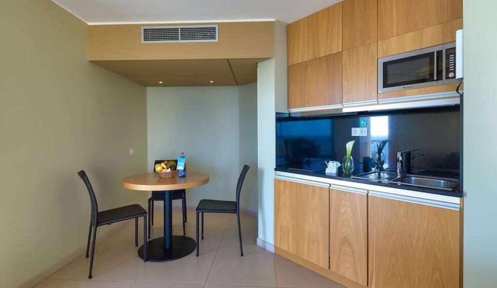 fbb3800da30863e588ee60cfc018ec6ebad635086706a1484a6271eeaec9f01b