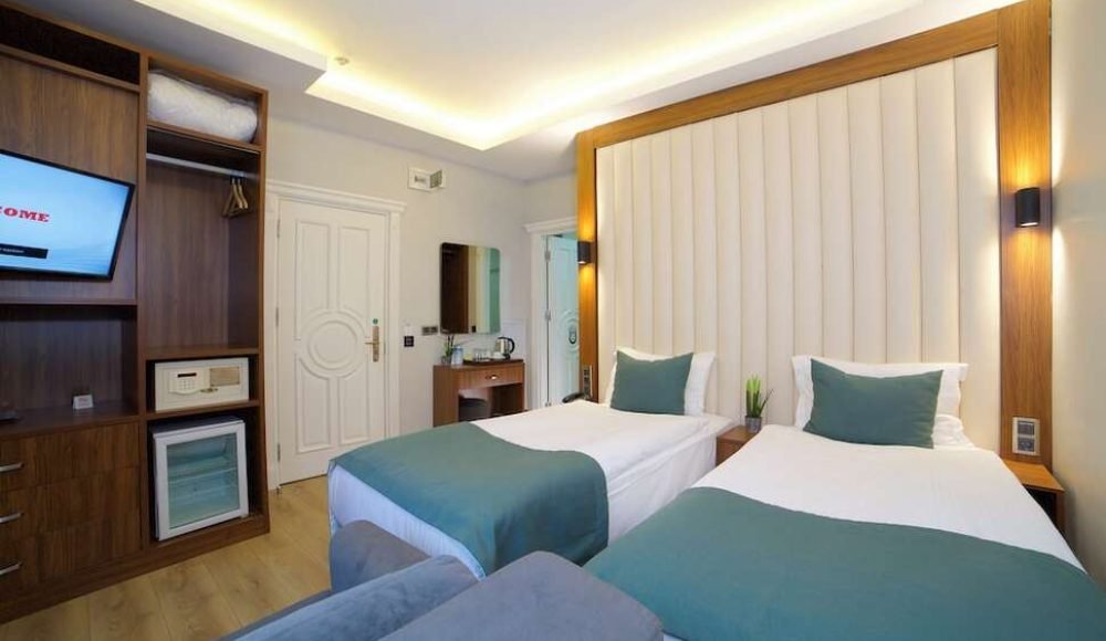 fd89cb0c2007787a77e105e8e400a5c54c8cc9c37f9fb5f292e6314600e2dd15