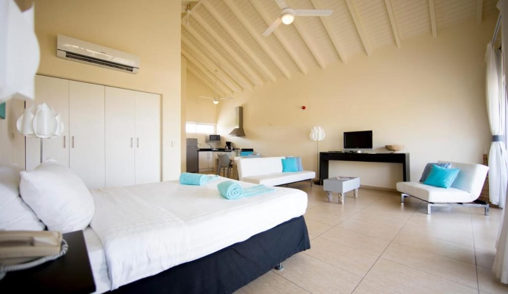 web_Nederlandse-Antillen_Curacao_Mambo-Beach_Dolphin-Suites-Hotel4