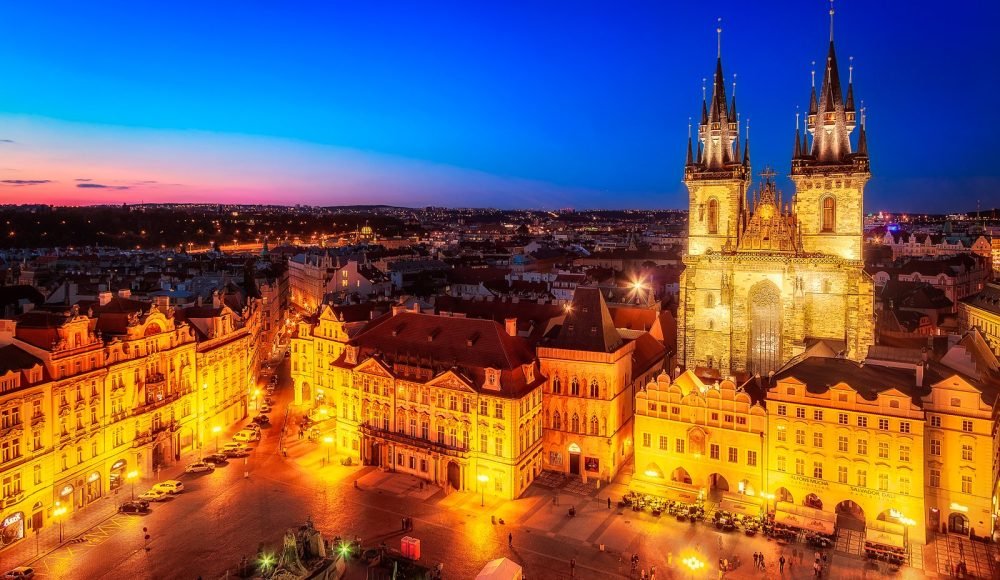 Old_Town_Square_Prague_Czech_Republic